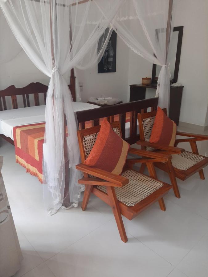 Hotel Chanara Sigiriya Buitenkant foto