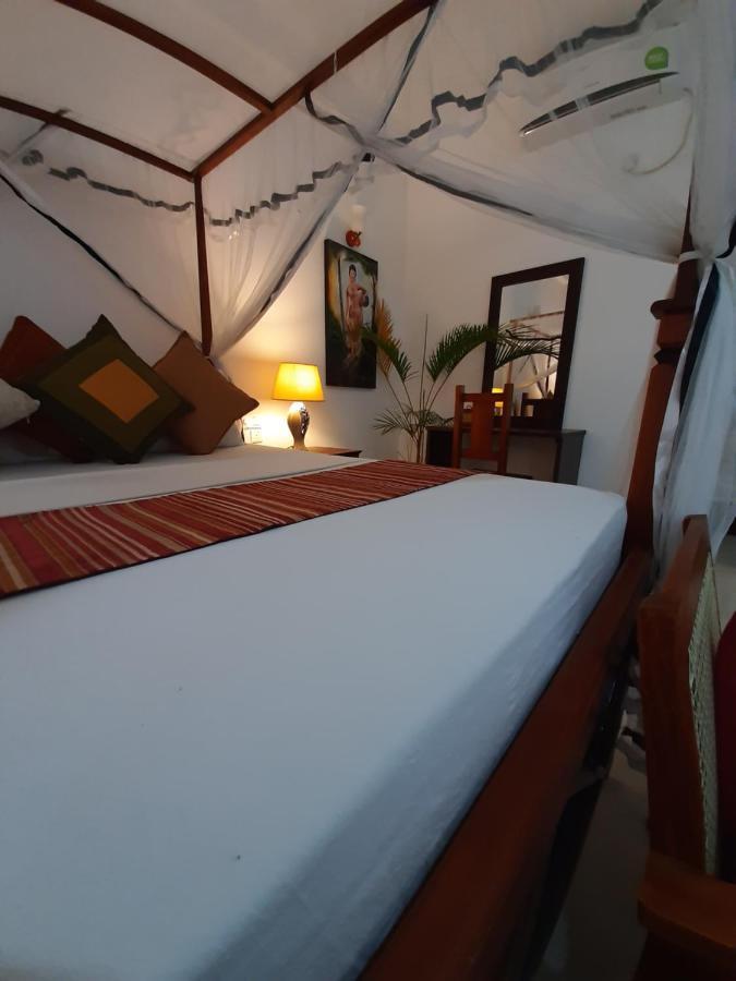 Hotel Chanara Sigiriya Buitenkant foto