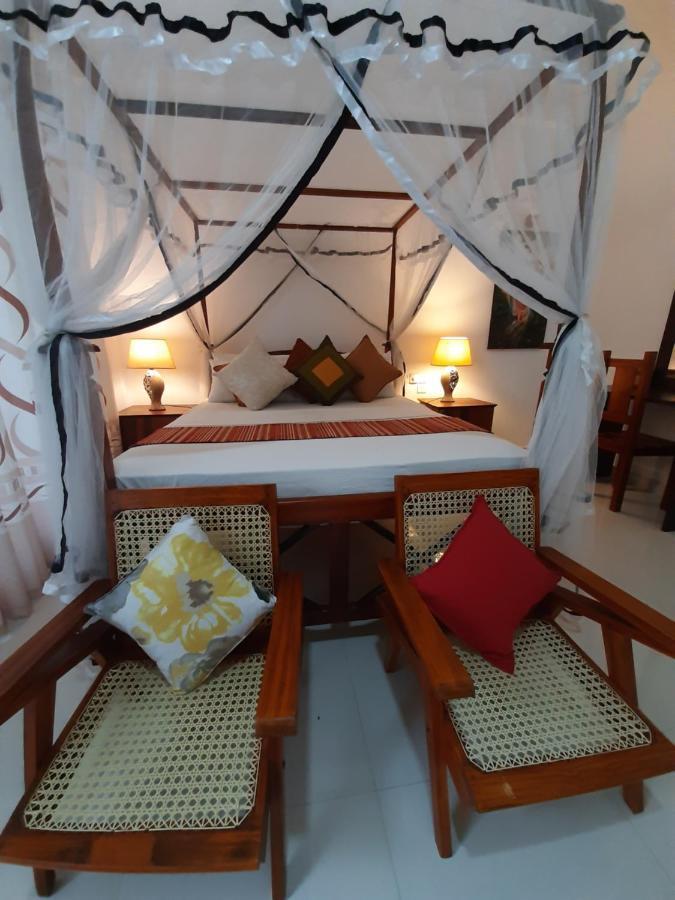 Hotel Chanara Sigiriya Buitenkant foto