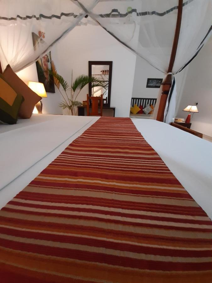 Hotel Chanara Sigiriya Buitenkant foto
