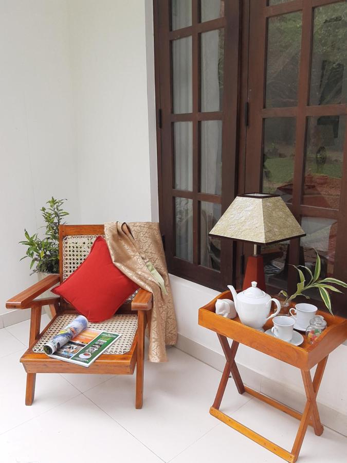 Hotel Chanara Sigiriya Buitenkant foto