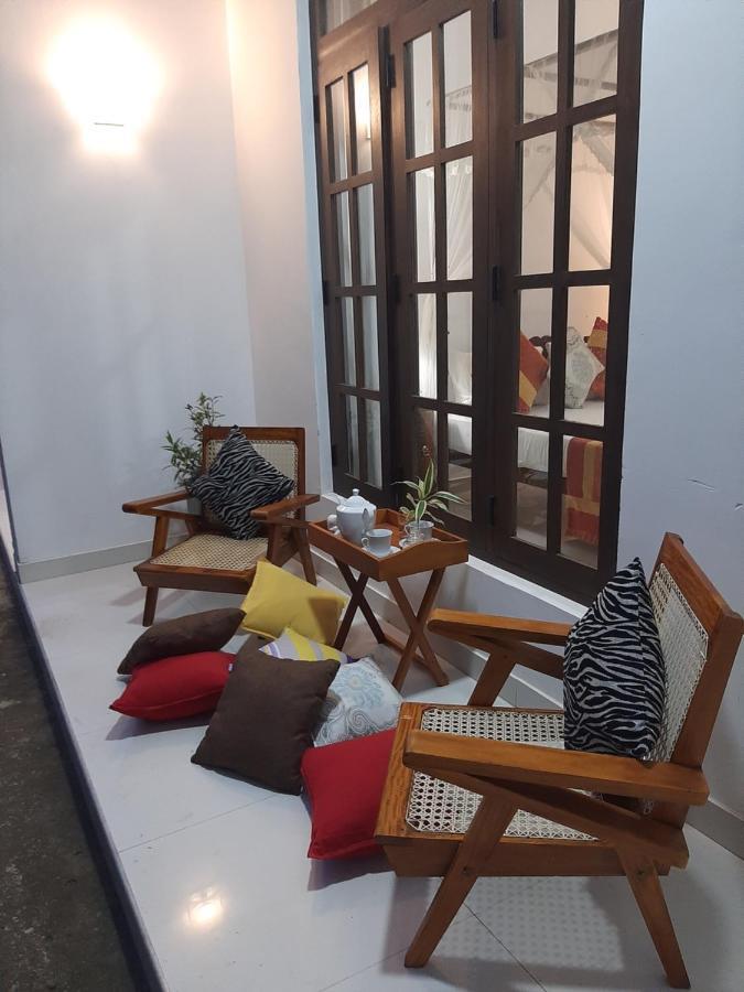 Hotel Chanara Sigiriya Buitenkant foto